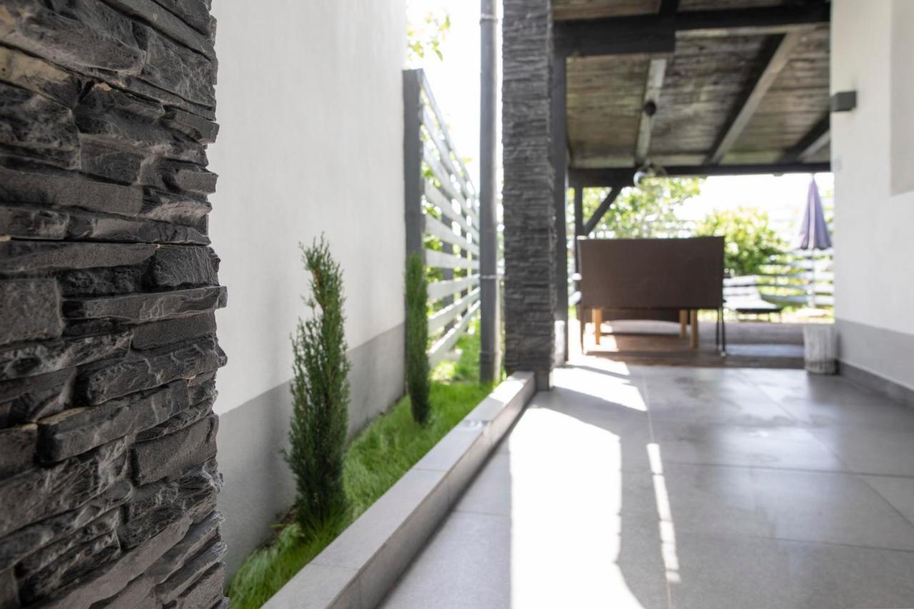 Apartments Stara Baska Luaran gambar