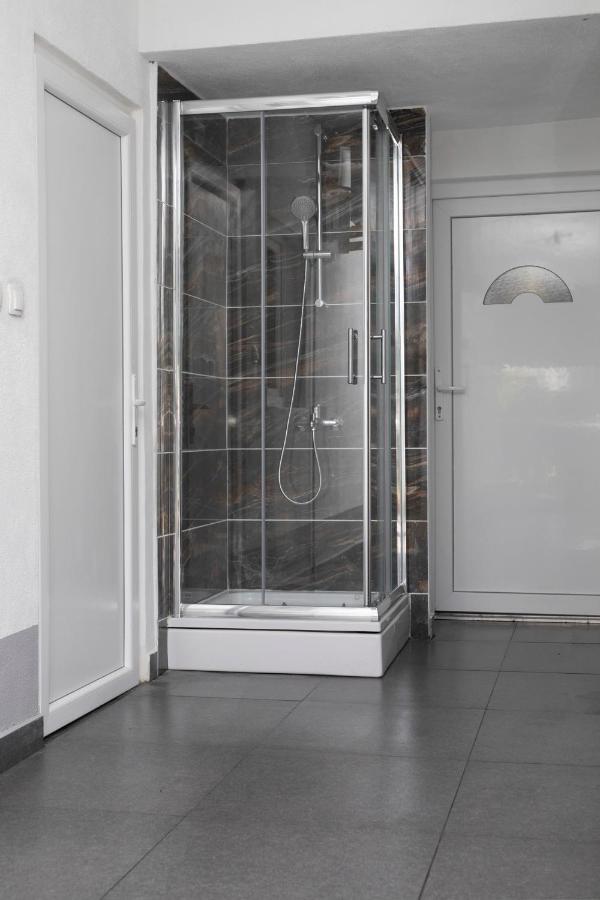 Apartments Stara Baska Luaran gambar